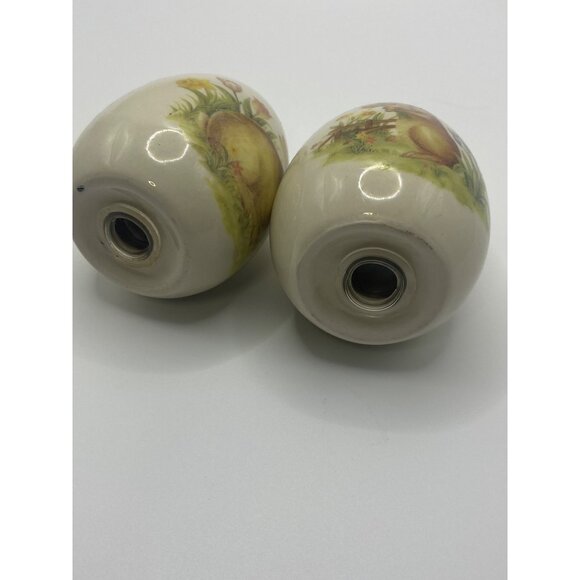 Vintage Bunny-Themed Ceramic Salt & Pepper Shakers With Floral Design Easter Dec - Picture 8 of 11